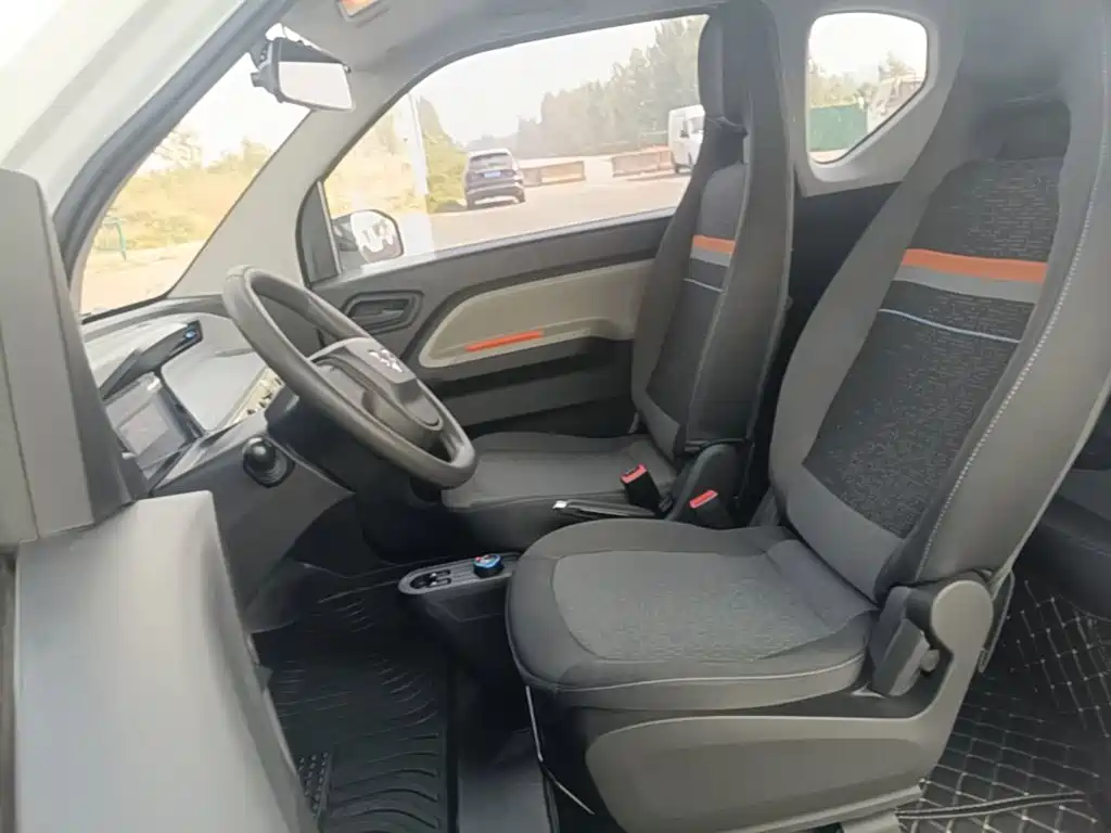 Wuling MINIEV — миниатюра 15