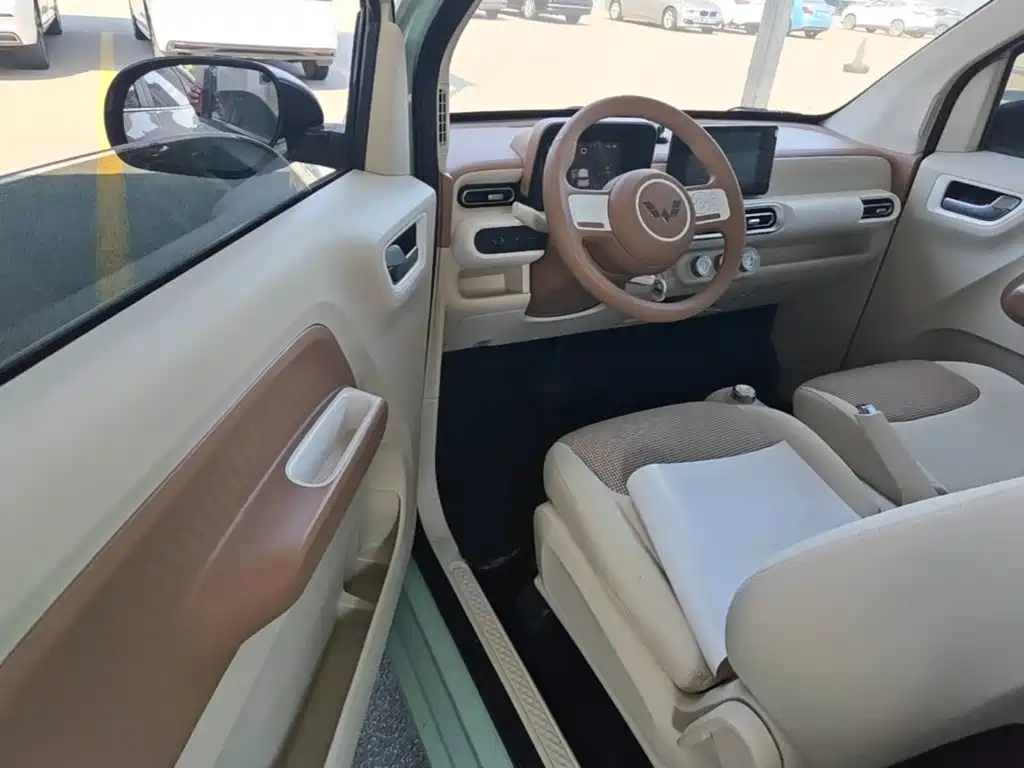 Wuling MINIEV — миниатюра 15