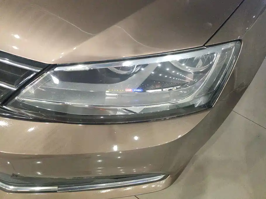 Volkswagen Sagitar — миниатюра 5