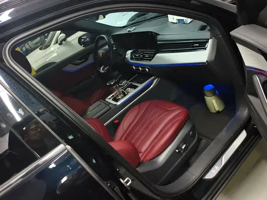Hongqi Hongqi HS5 — миниатюра 8