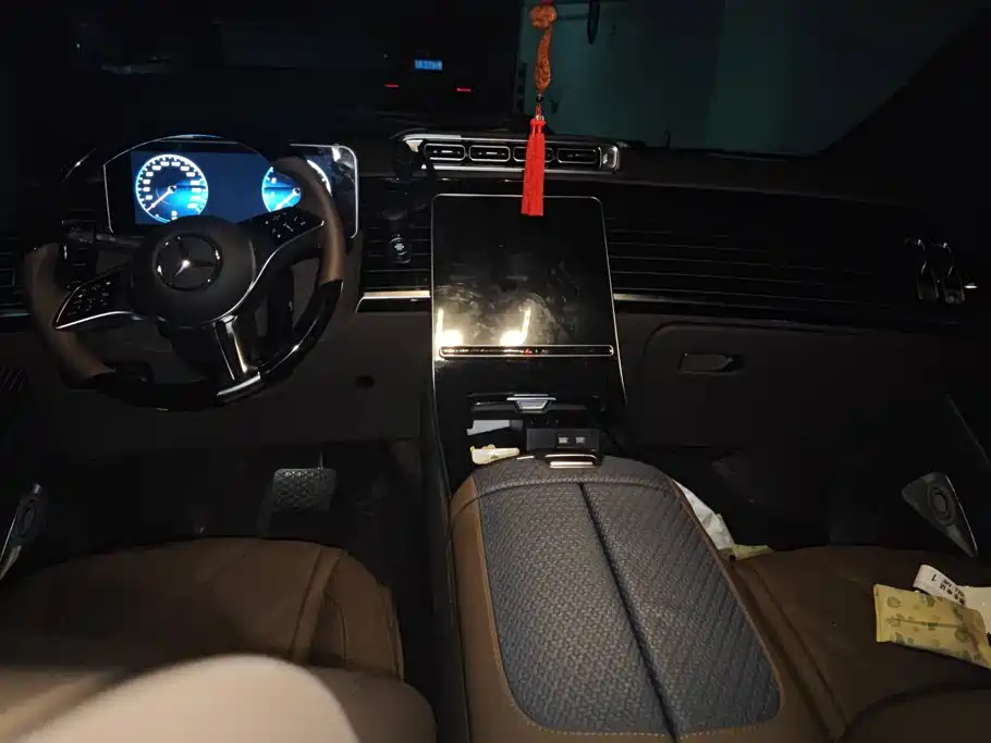 Mercedes-Benz Vito — миниатюра 12
