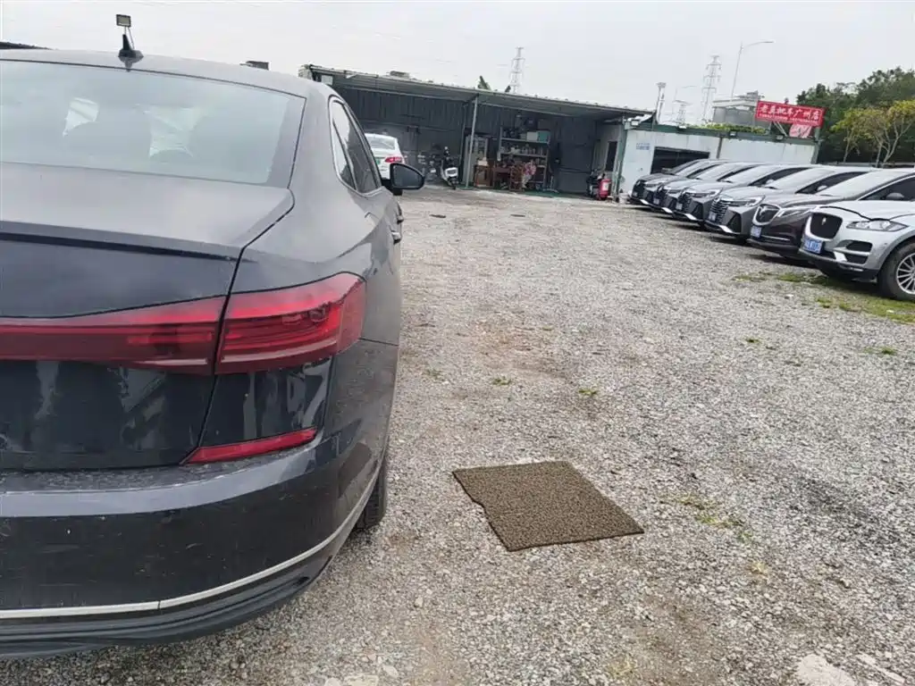 Volkswagen Passat 2025 280TSI