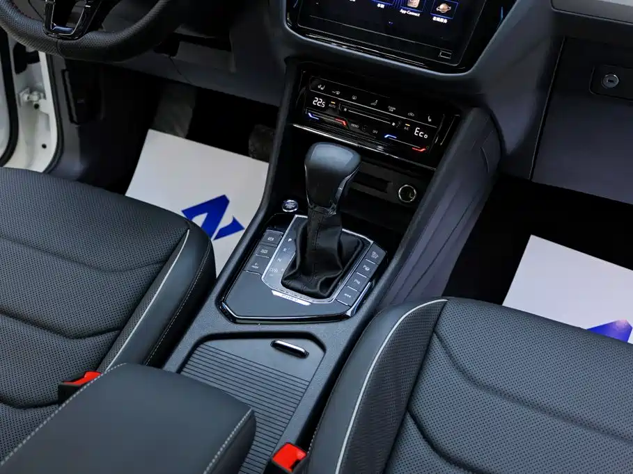 Volkswagen 途观L插电混动 — миниатюра 21
