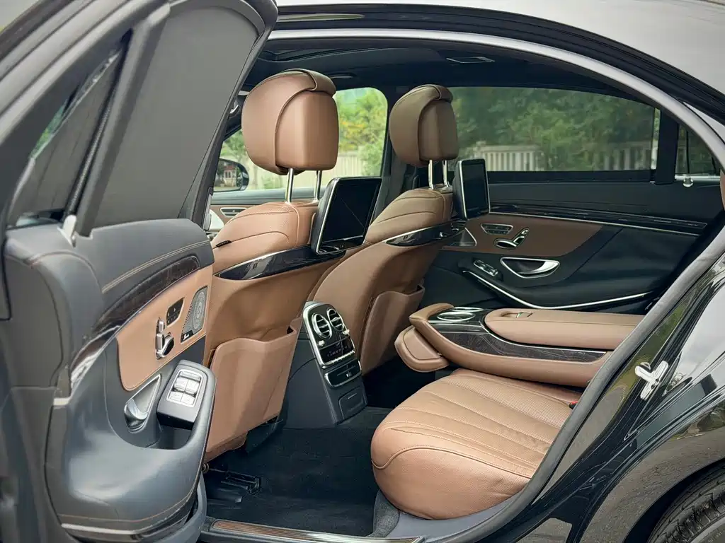 Mercedes-Benz S-Class — миниатюра 12