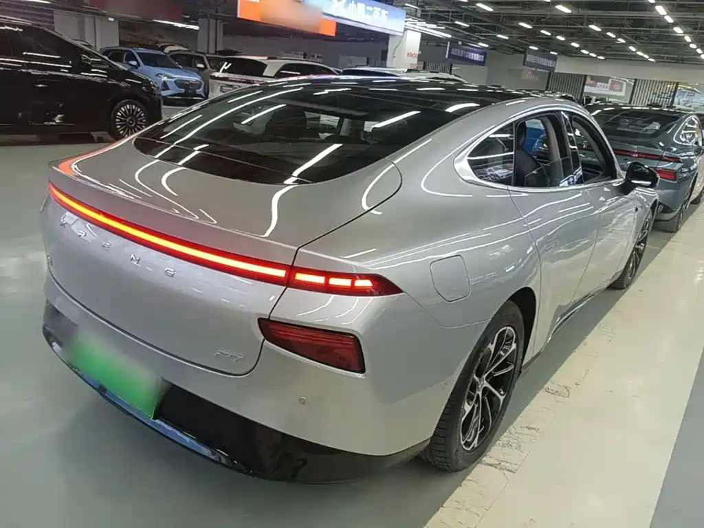 XPeng P7 — миниатюра 7