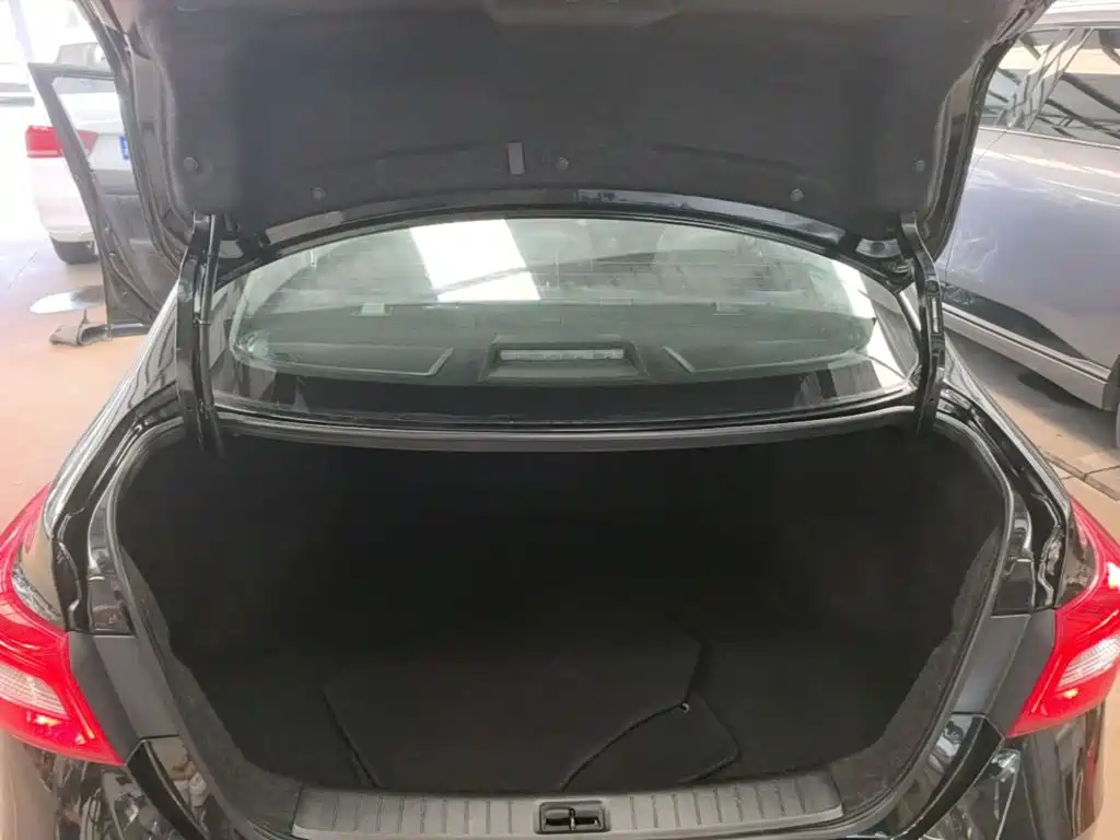 Nissan Sylphy — миниатюра 19