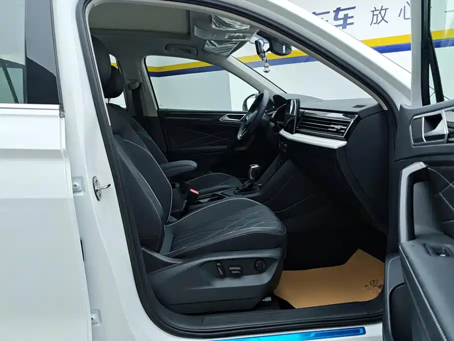 Volkswagen Tiguan L L 2024 300TSI AT
