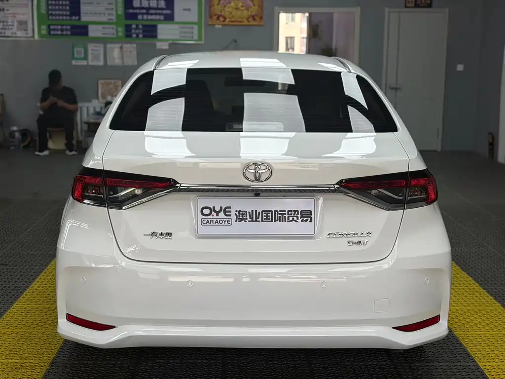 Toyota Corolla — миниатюра 5