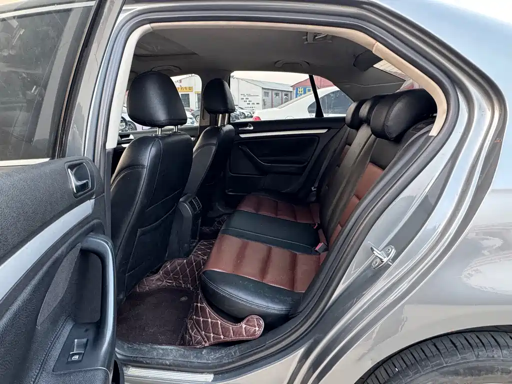 Volkswagen Sagitar — миниатюра 8