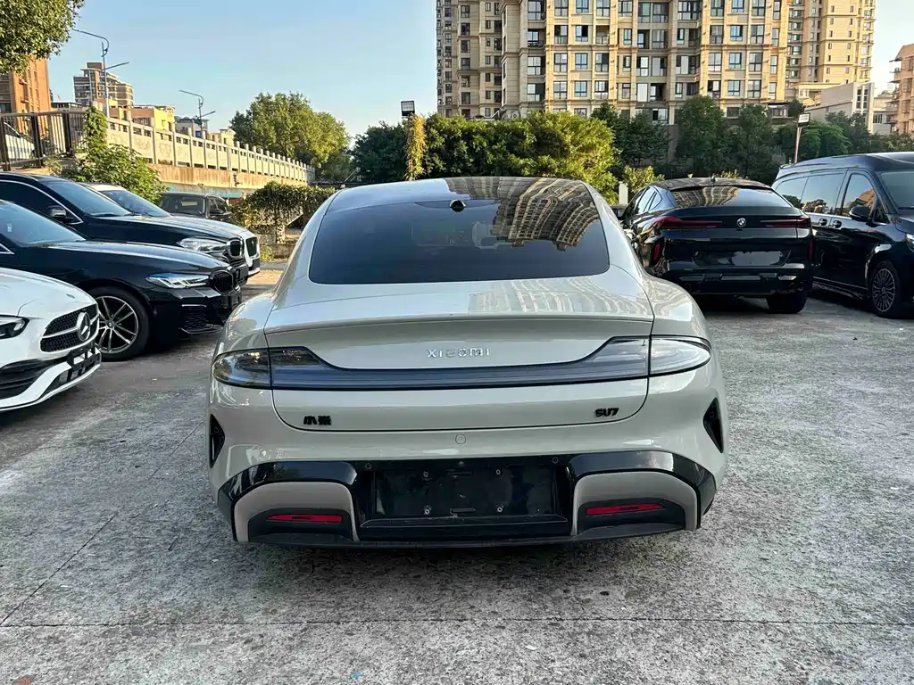 Xiaomi SU7 — миниатюра 8