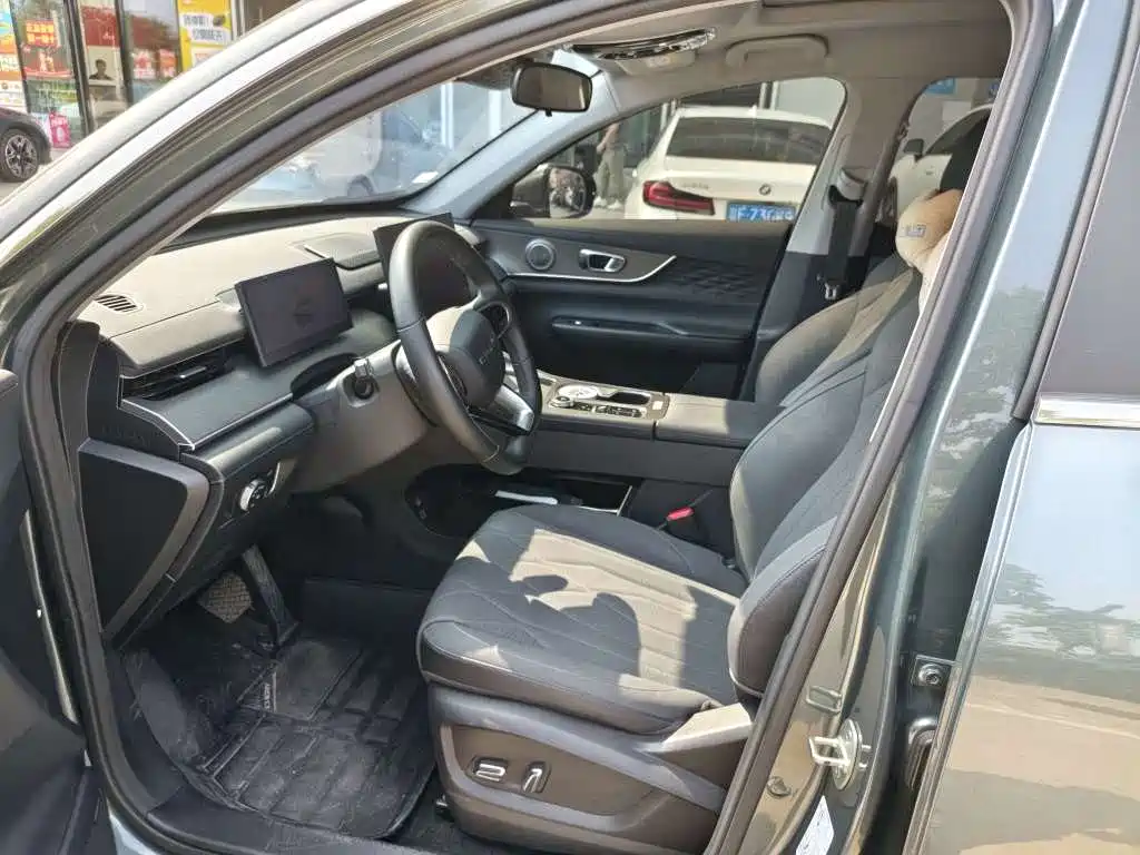 Chery Tiggo 8 PLUS — миниатюра 6