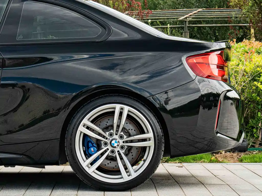 BMW M2 — миниатюра 6