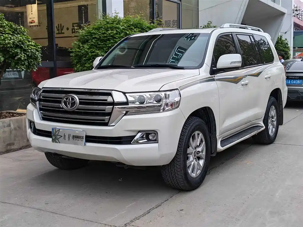 Toyota Land Cruiser 2019