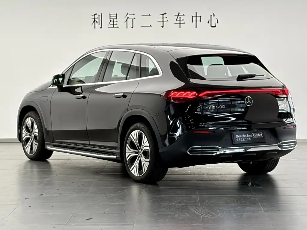 Mercedes-Benz EQE SUV — миниатюра 4