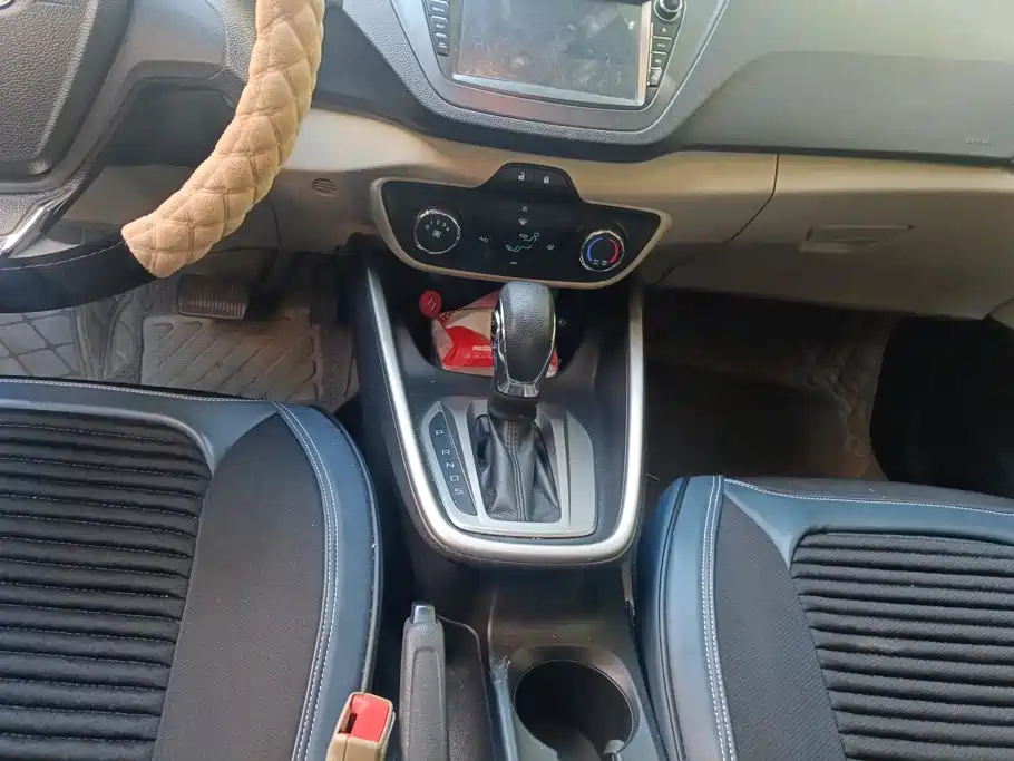 Ford Escort — миниатюра 16