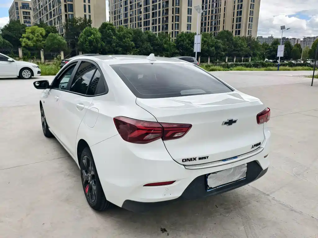 Chevrolet Cavalier — миниатюра 5