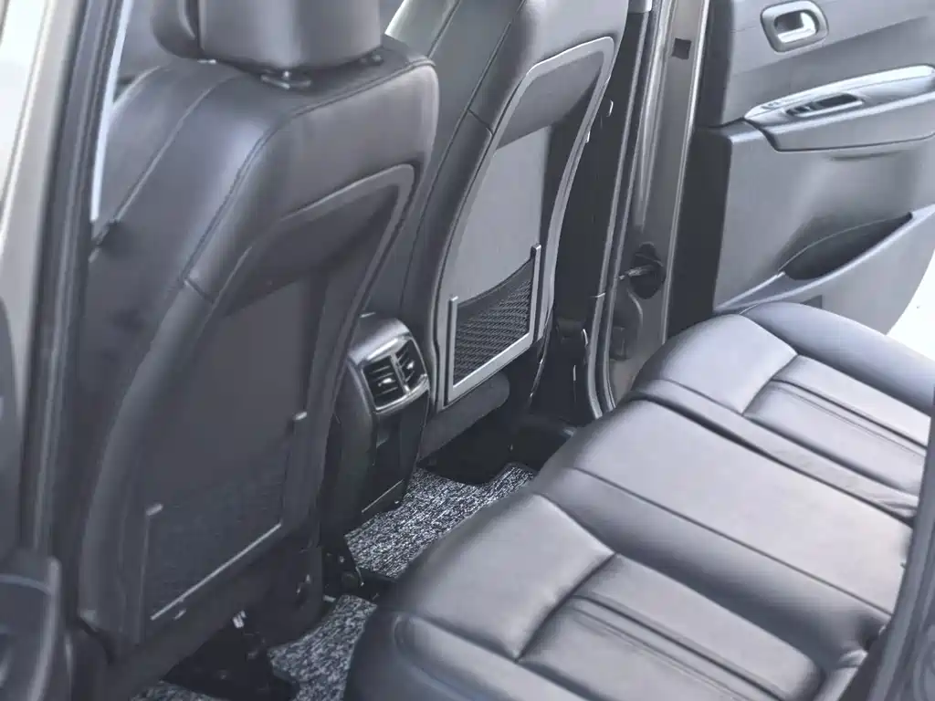 Peugeot 3008 — миниатюра 12