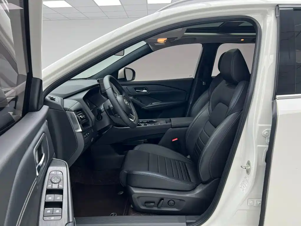 Nissan Qashqai — миниатюра 4
