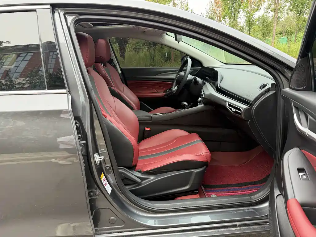 Changan Eado — миниатюра 10