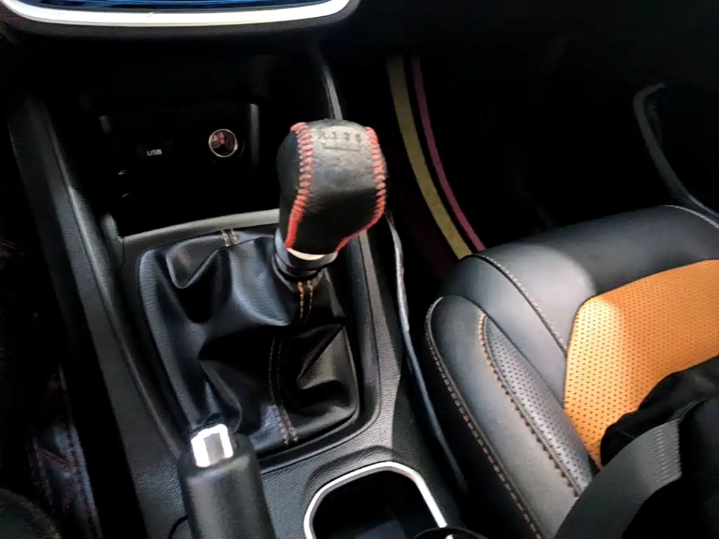 Wuling Hongguang S3 — миниатюра 14