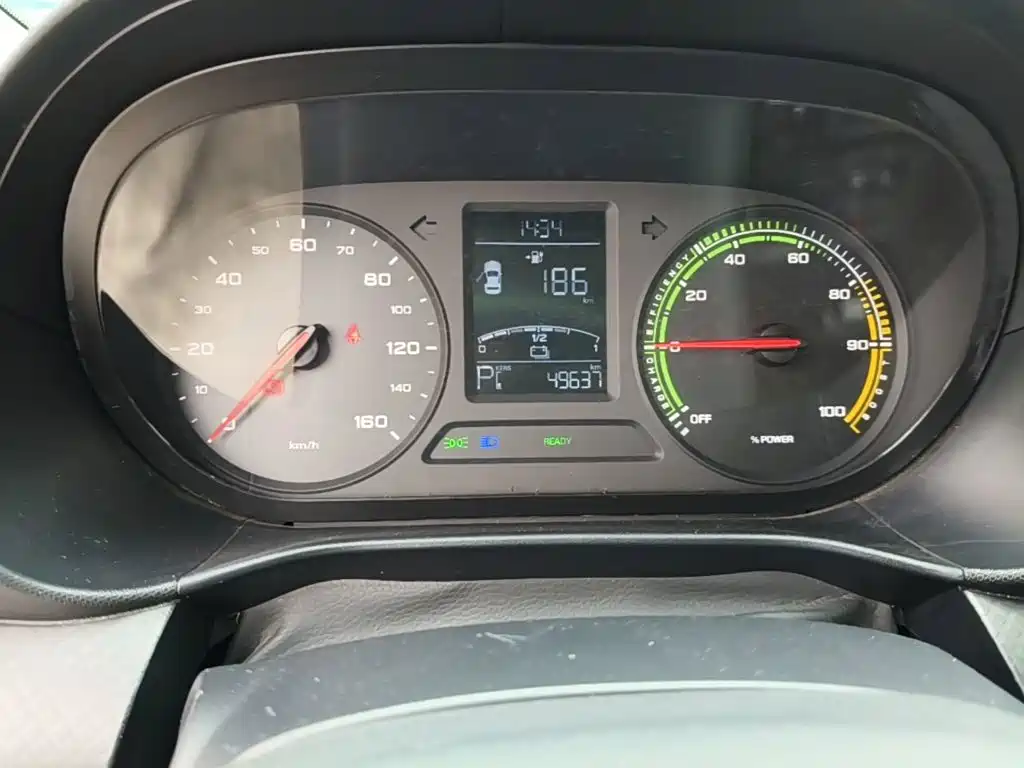 Roewe Clever — миниатюра 12