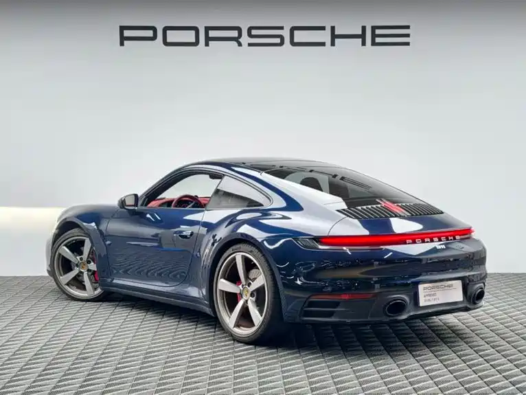 Porsche 911 — миниатюра 5