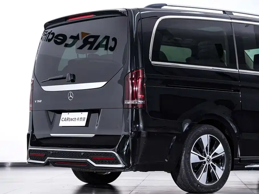 Mercedes-Benz V-Class — миниатюра 9