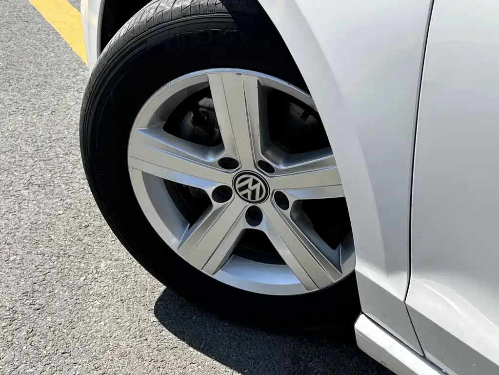 Volkswagen Lamando — миниатюра 14