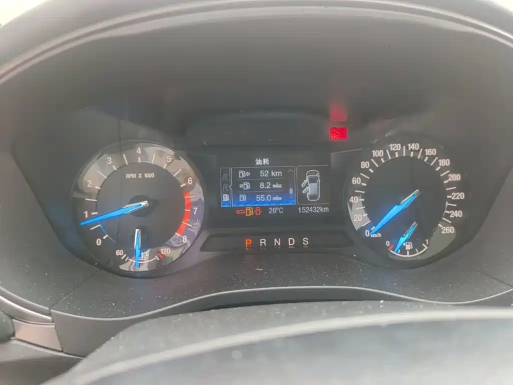 Ford Mondeo — миниатюра 12