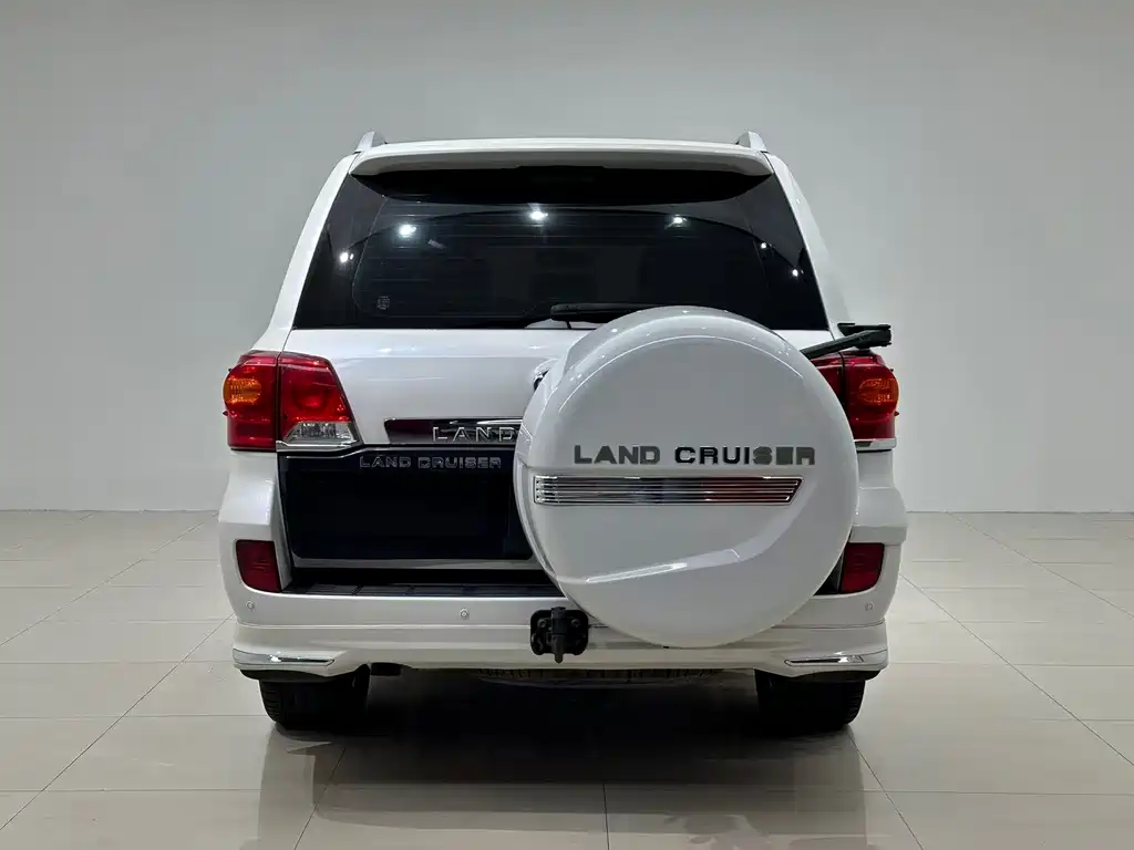 Toyota Land Cruiser — миниатюра 6