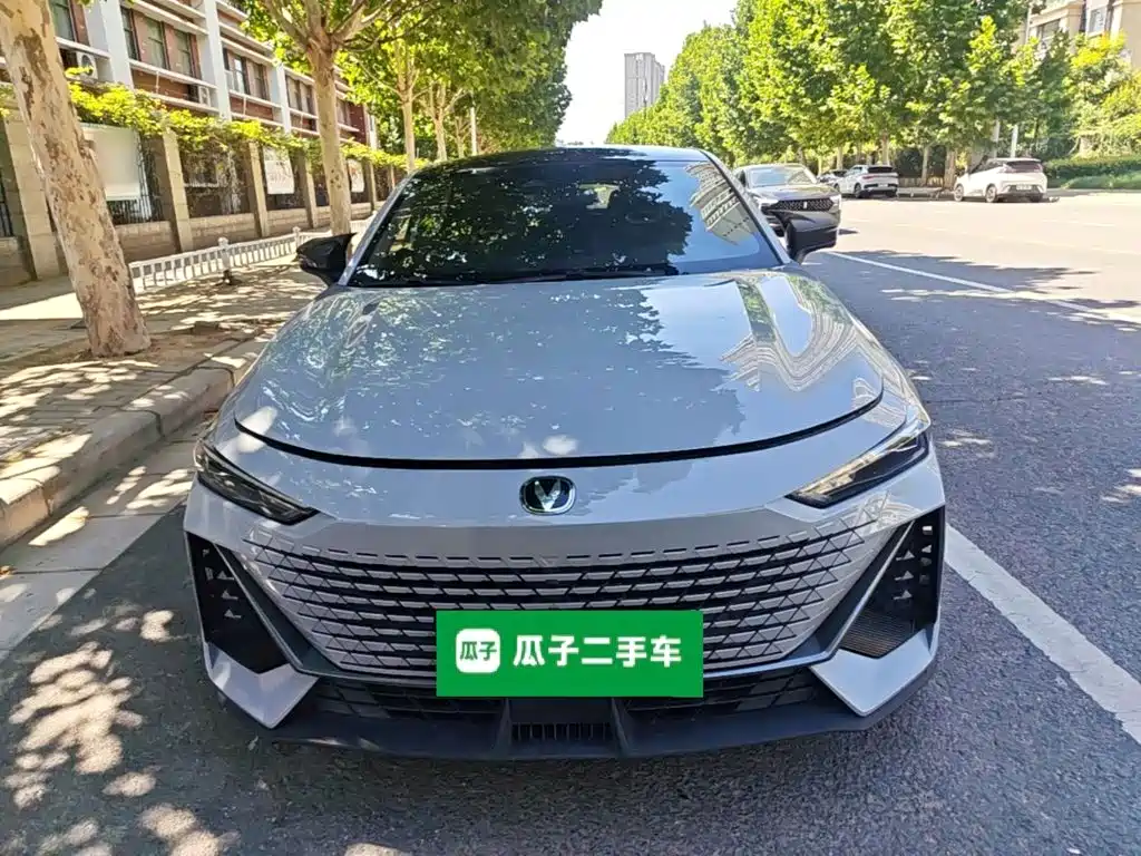 Changan UNI-V — миниатюра 3