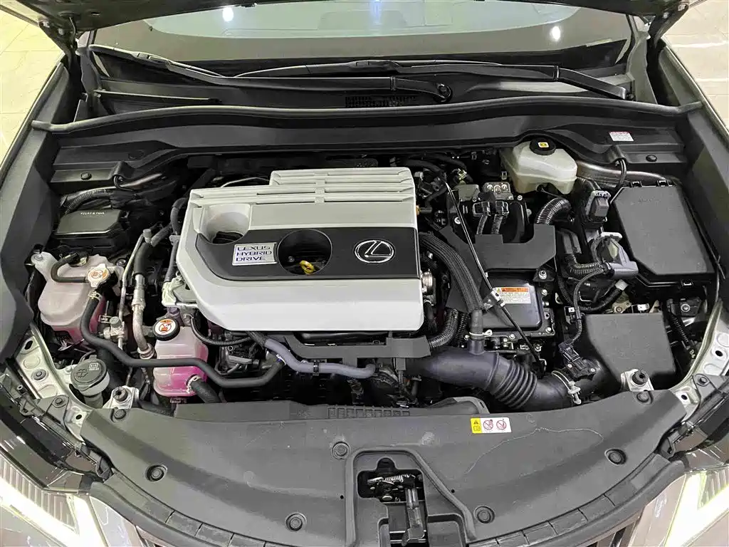 Lexus UX — миниатюра 14