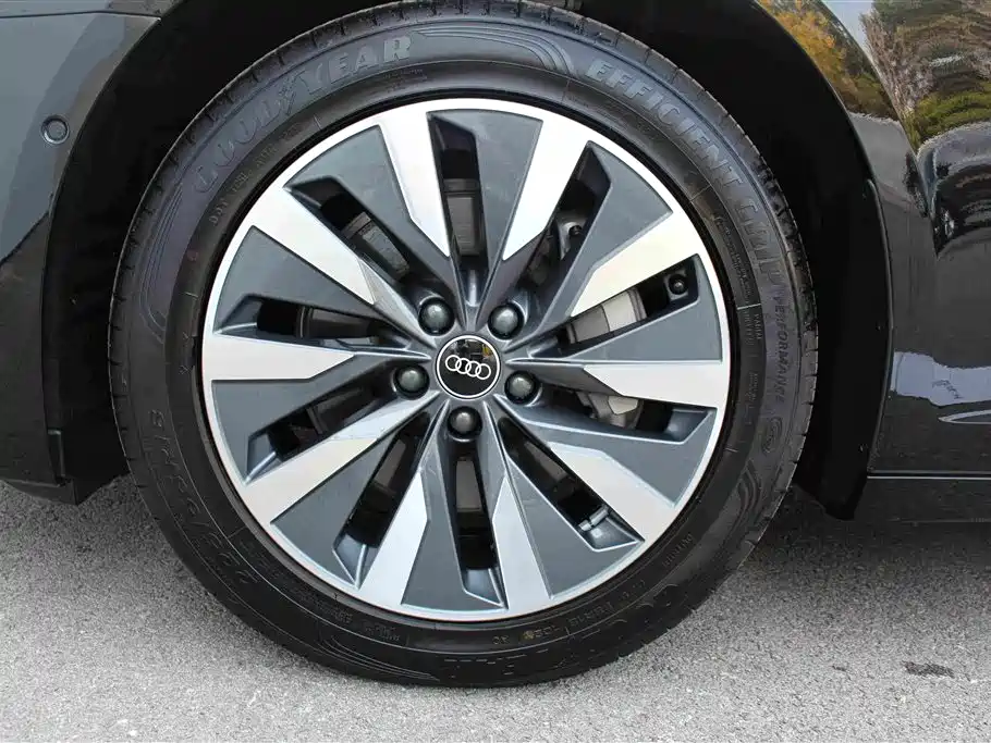 Audi A6L — миниатюра 14