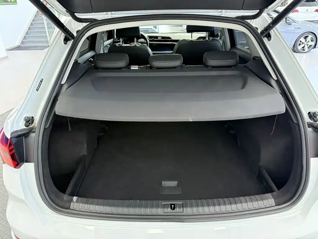 Audi Q3 — миниатюра 10
