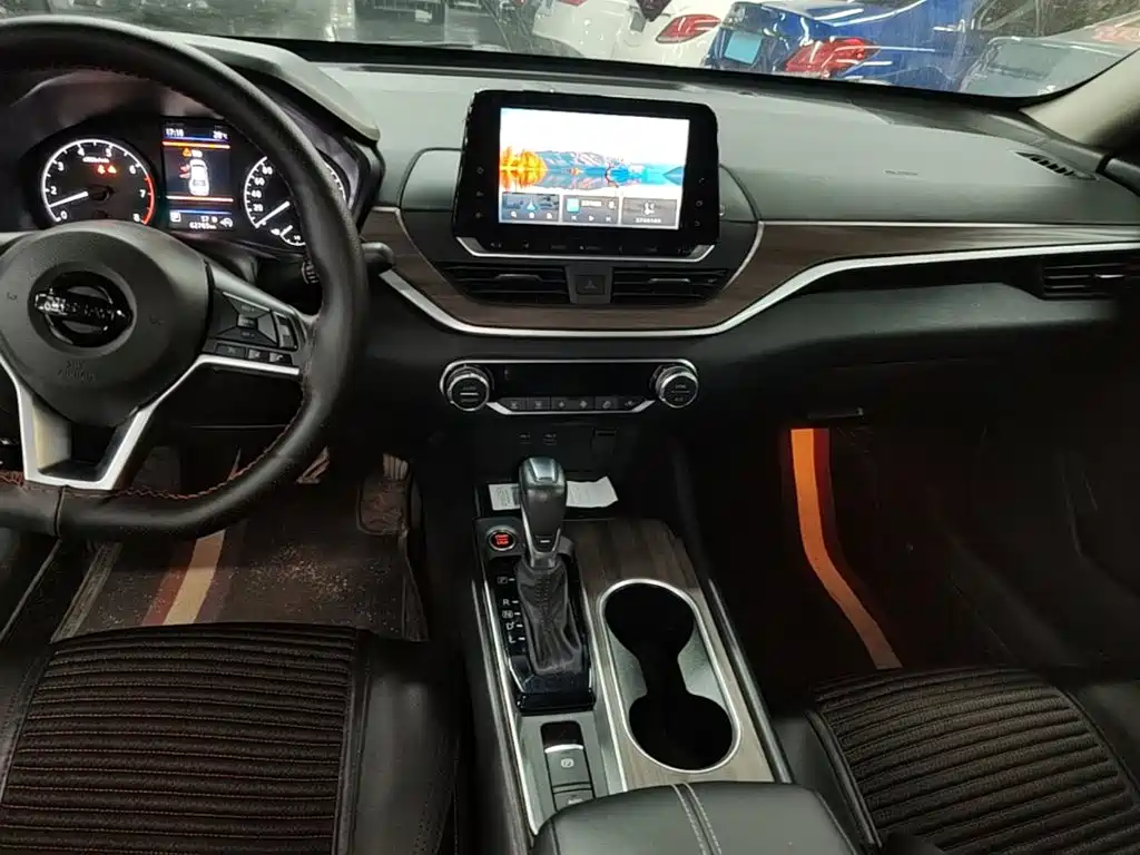 Nissan Teana — миниатюра 14