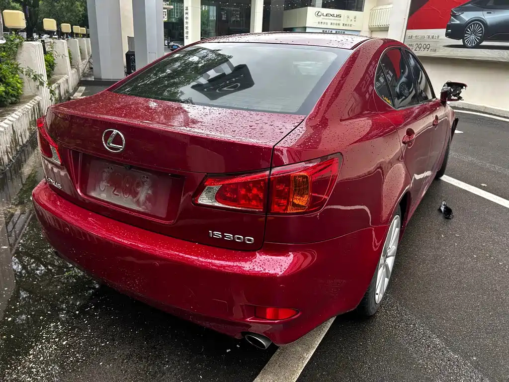 Lexus IS — миниатюра 3