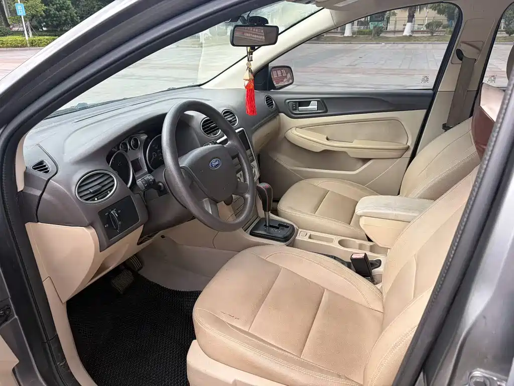 Ford Focus — миниатюра 4