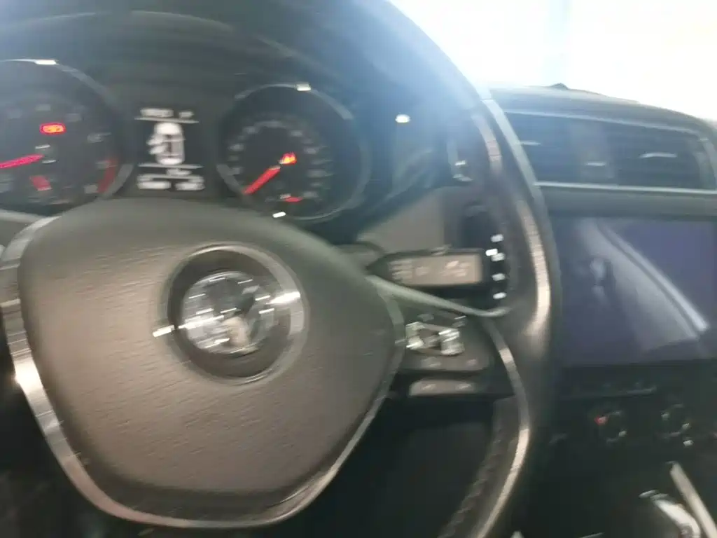 Volkswagen Sagitar — миниатюра 21