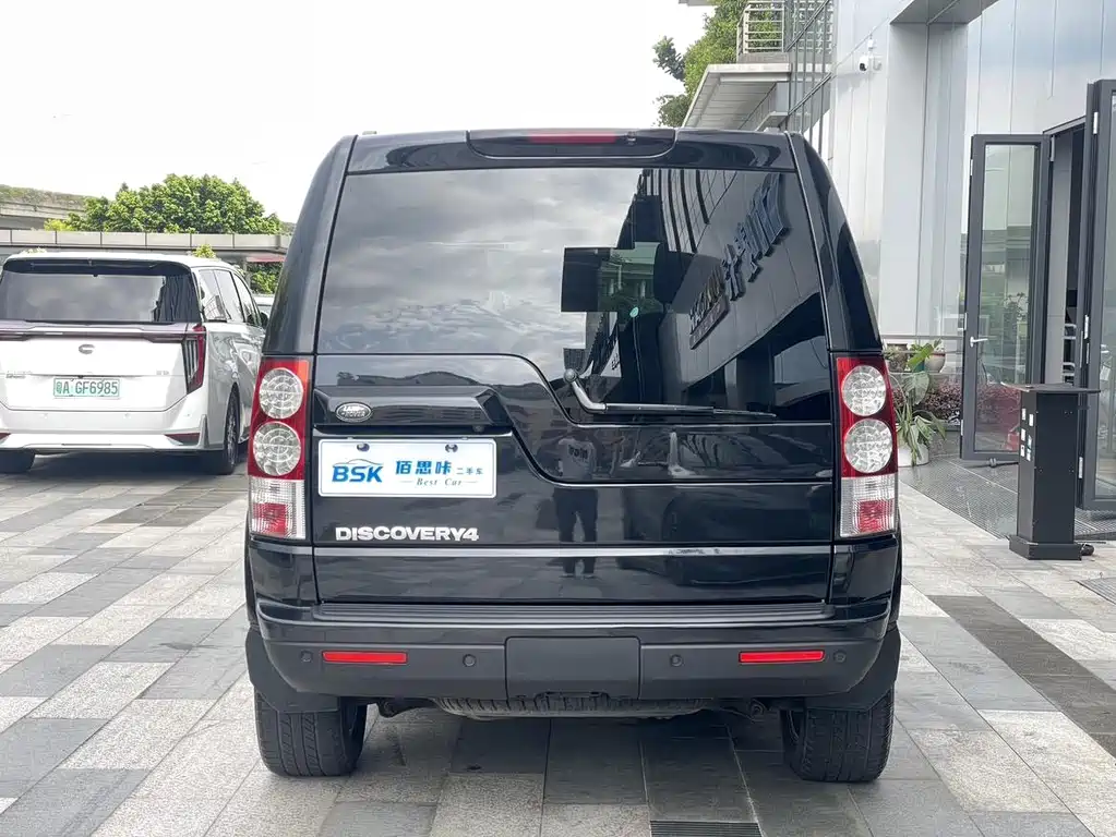 Land Rover Discovery — миниатюра 12