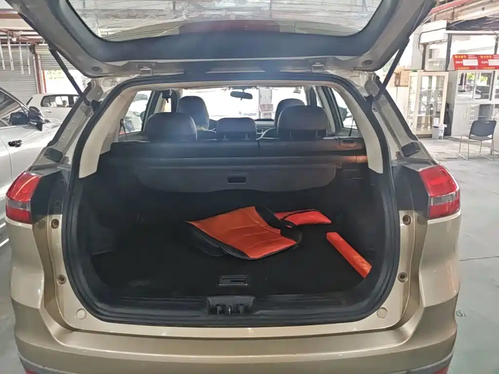 Geely Boyue — миниатюра 19