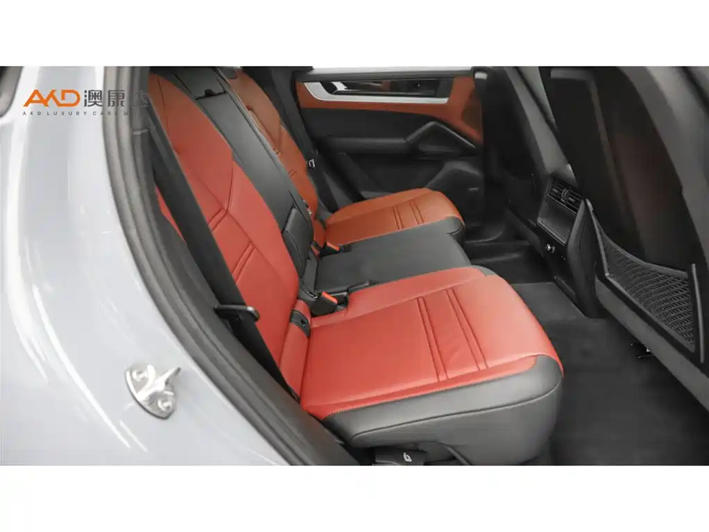 Porsche Cayenne — миниатюра 8
