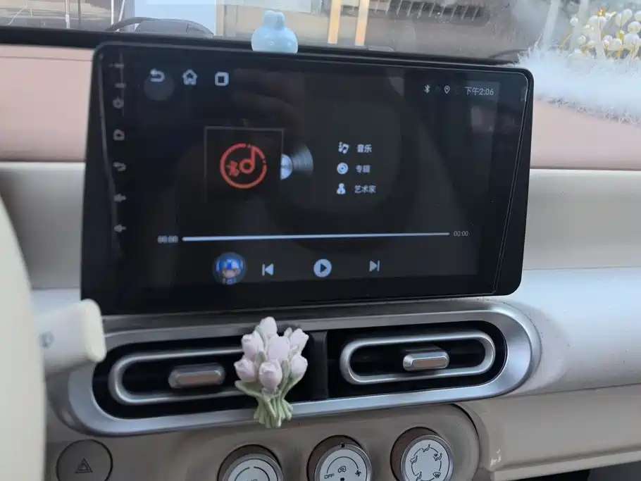 Wuling MINIEV — миниатюра 13