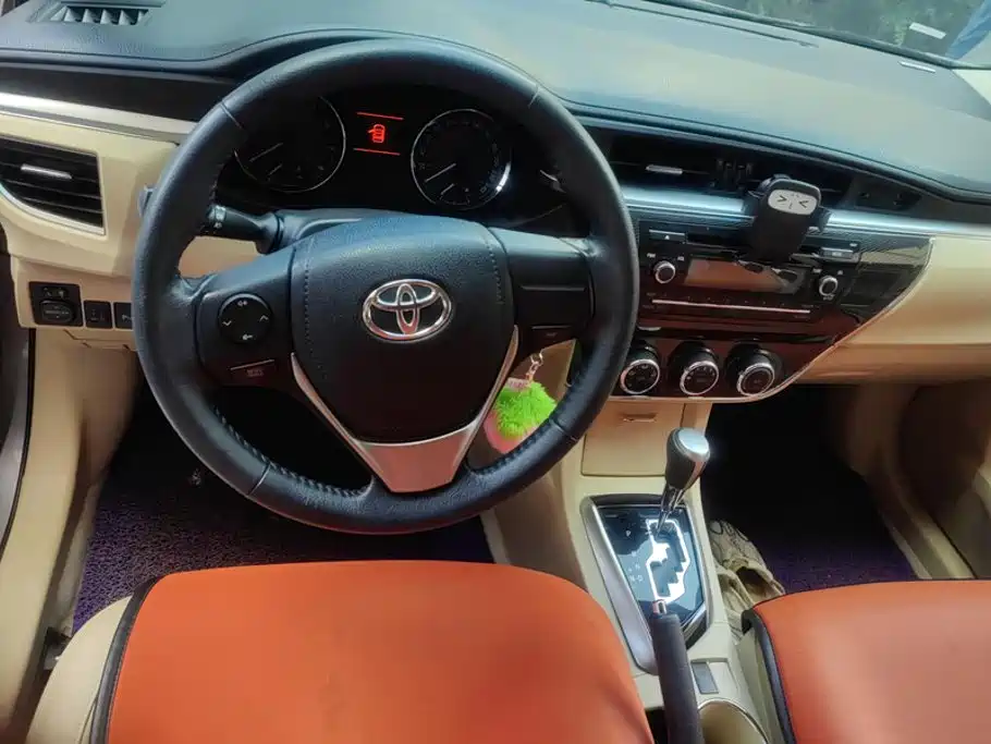 Toyota Corolla — миниатюра 13