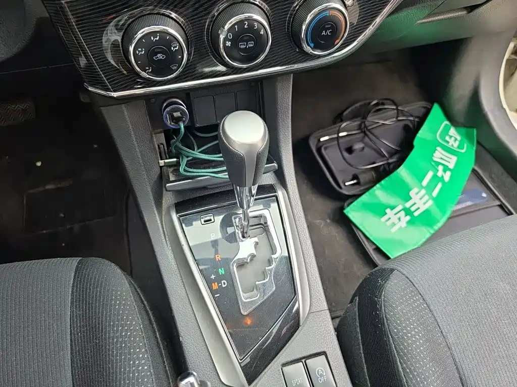 Toyota Corolla — миниатюра 10