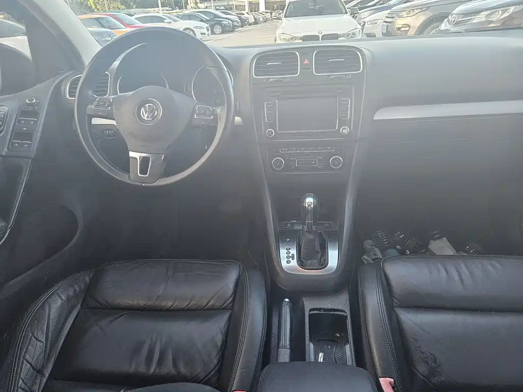 Volkswagen Golf — миниатюра 12