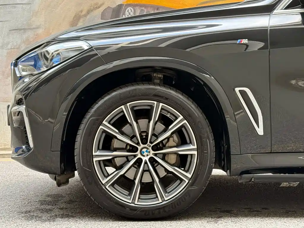 BMW X5 — миниатюра 6
