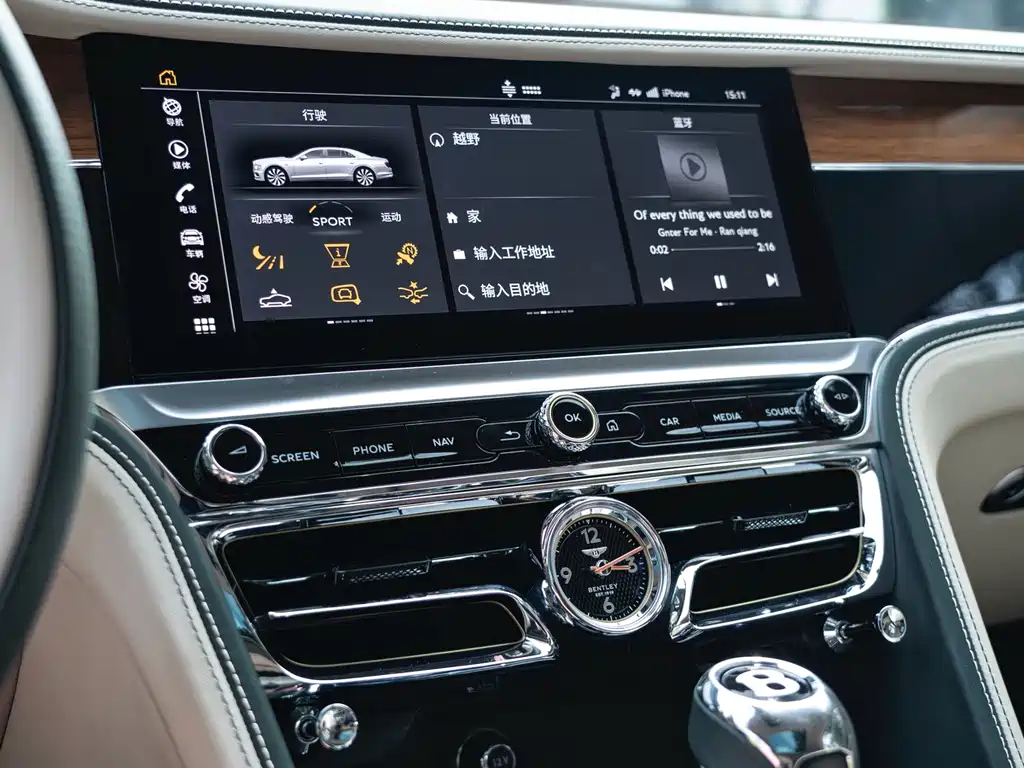 Bentley Flying Spur PHEV — миниатюра 17