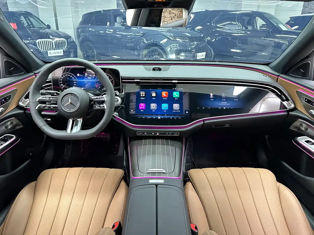 Mercedes-Benz E-Class — миниатюра 12