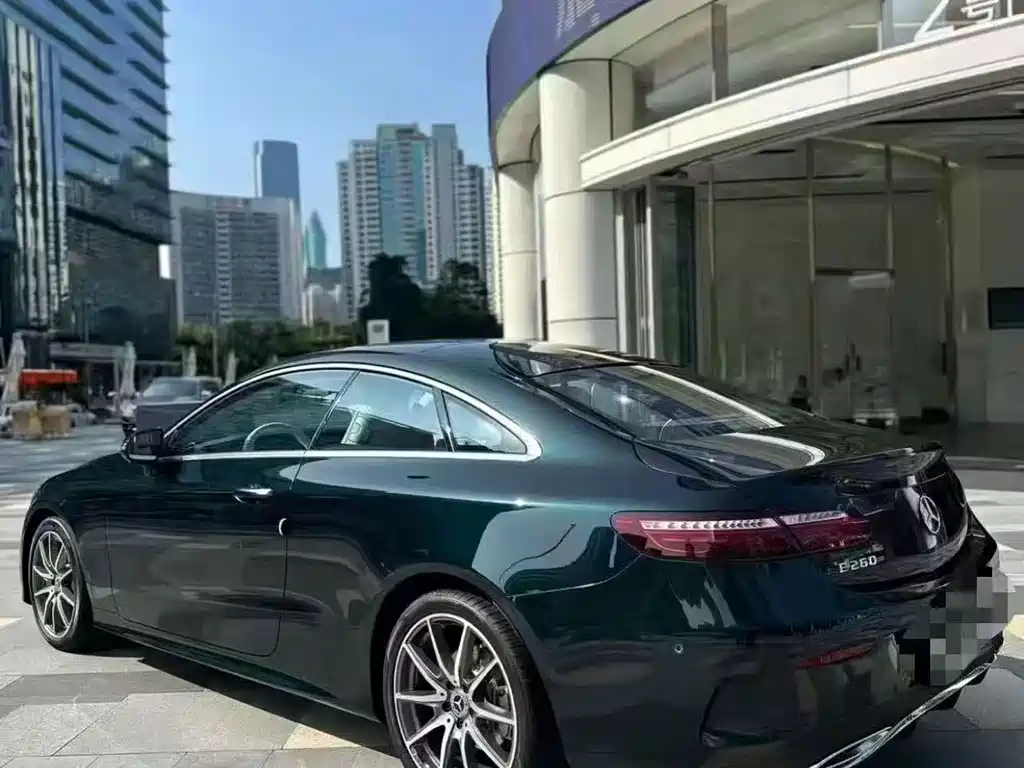 Mercedes-Benz E-Class (Import) — миниатюра 3