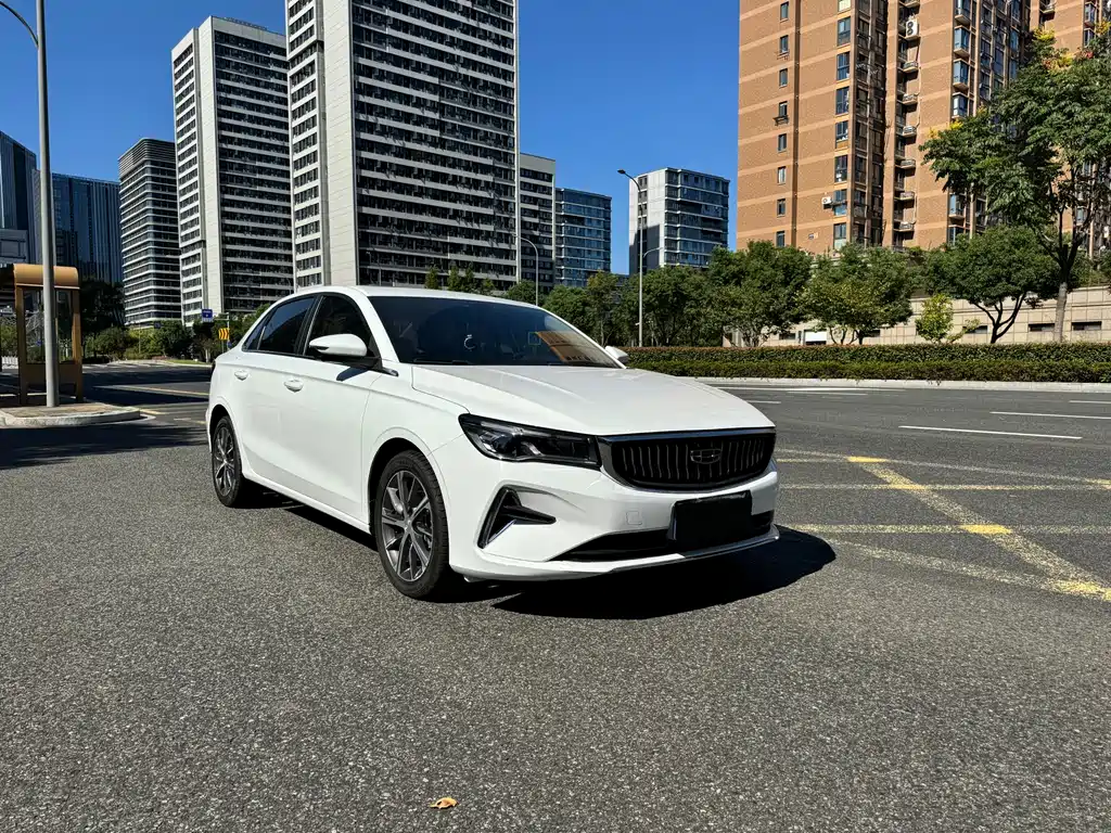 Geely Emgrand — миниатюра 3